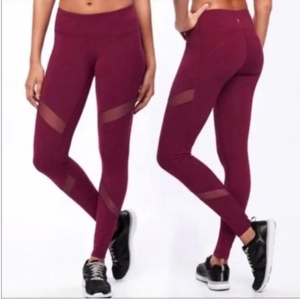 Old Navy Active Go Dry Maroon/Burgundy Color Size Medium